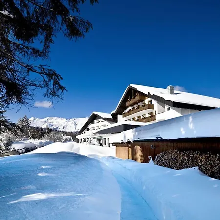 Hotel Bergresort Seefeld 4*