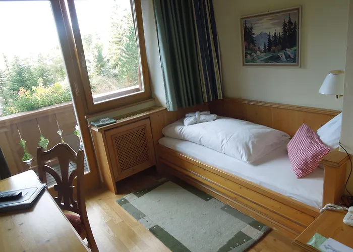 Bergresort Seefeld Отель Зеефельд в Тироле