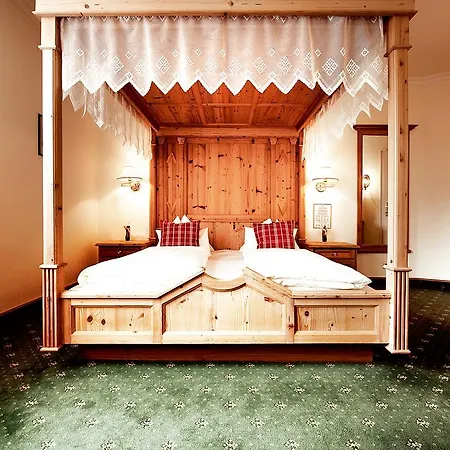 Hotel Bergresort Seefeld 4*